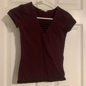 maroon crop top